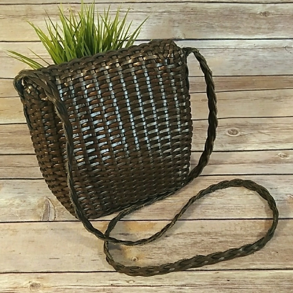 Dark brown leather basket weave crossbody purse - Picture 5 of 8